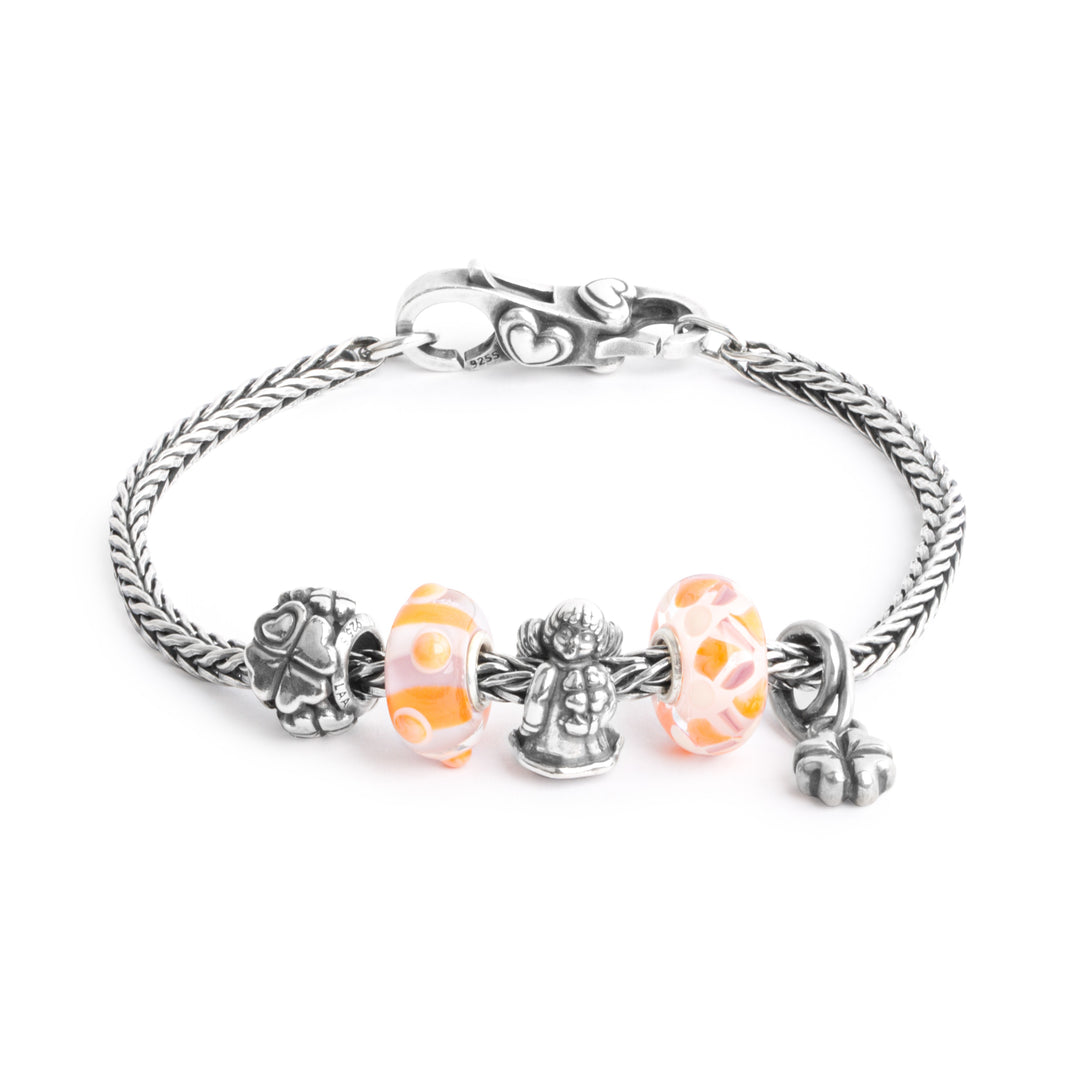Four-Leaf Clover Tassel Bead