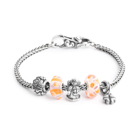 Four-Leaf Clover Tassel Bead