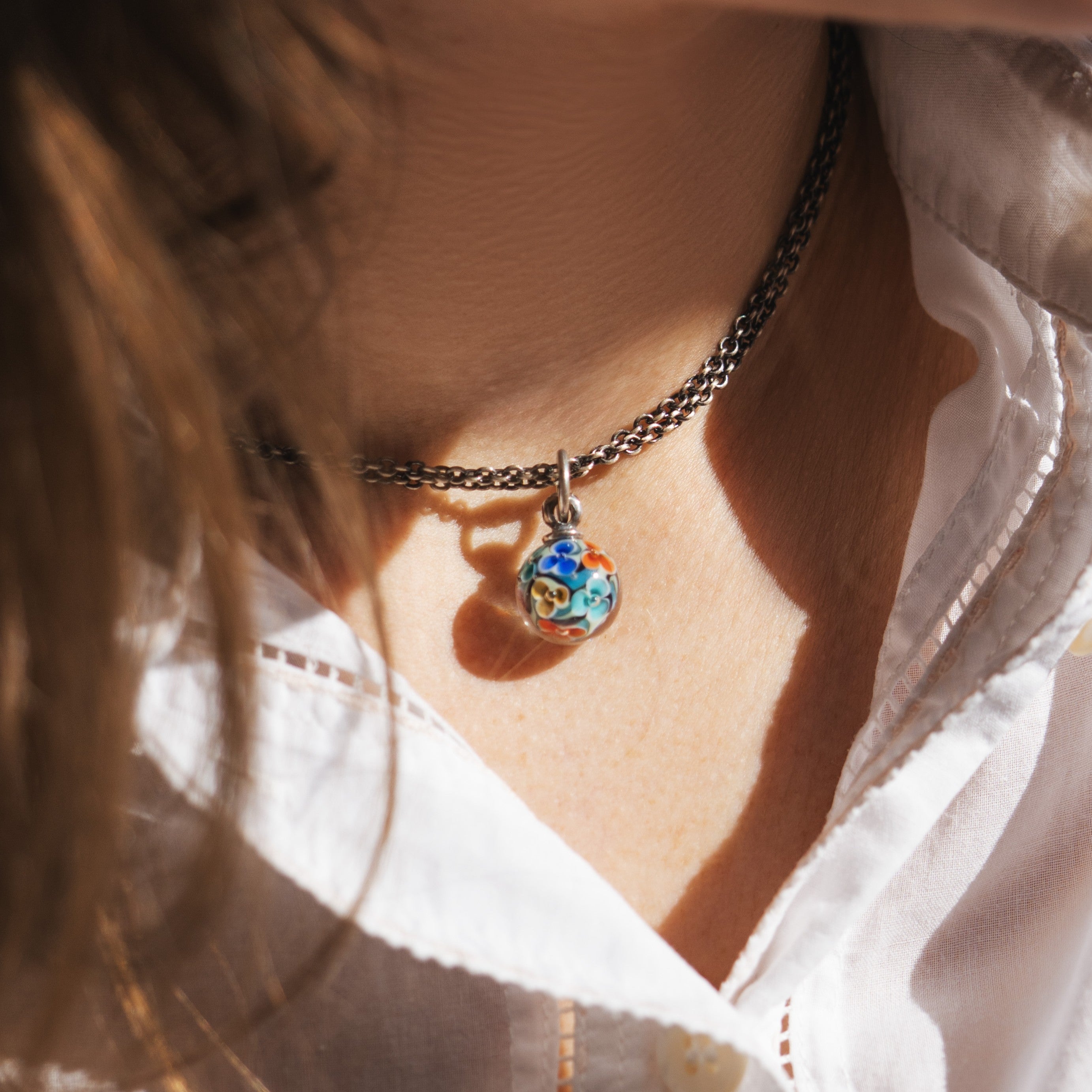 Daydream Blossom Tassel Bead – Trollbeads UK
