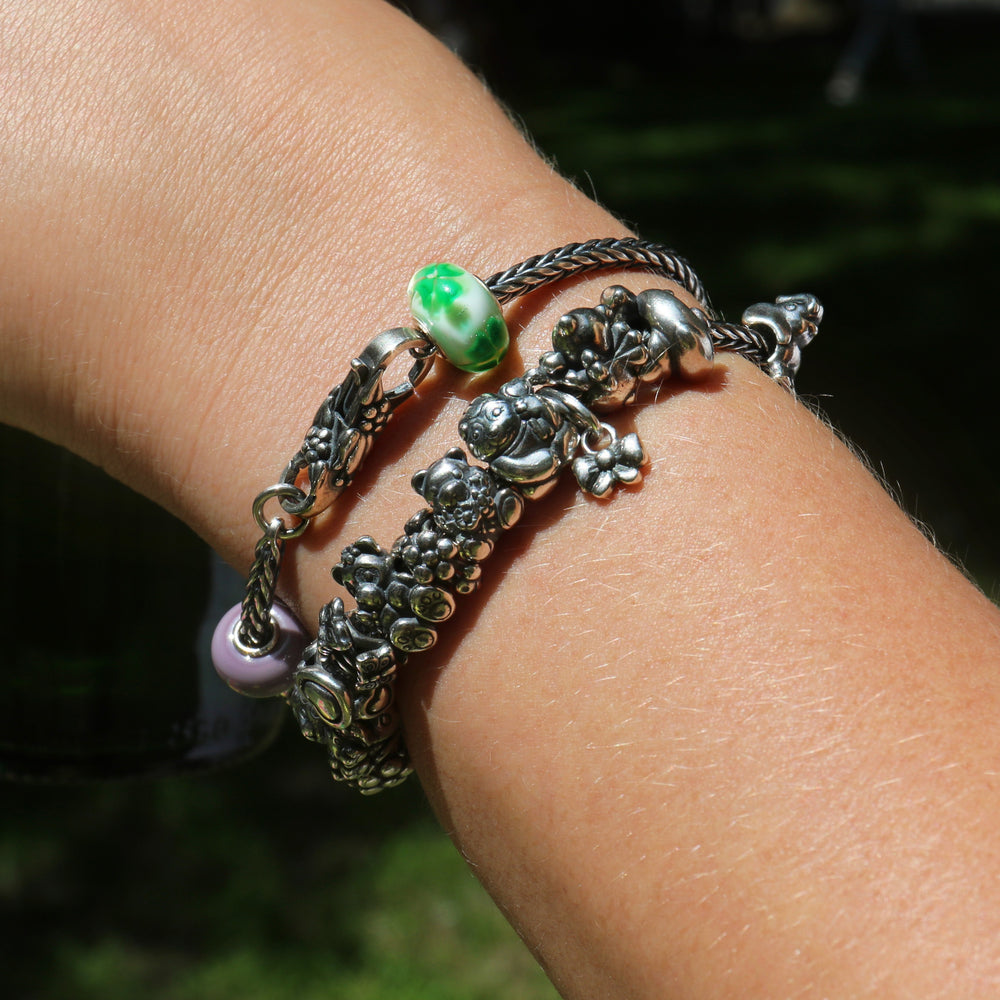 Bow Tassel Bead