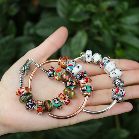 Holly Jolly Bear Bead