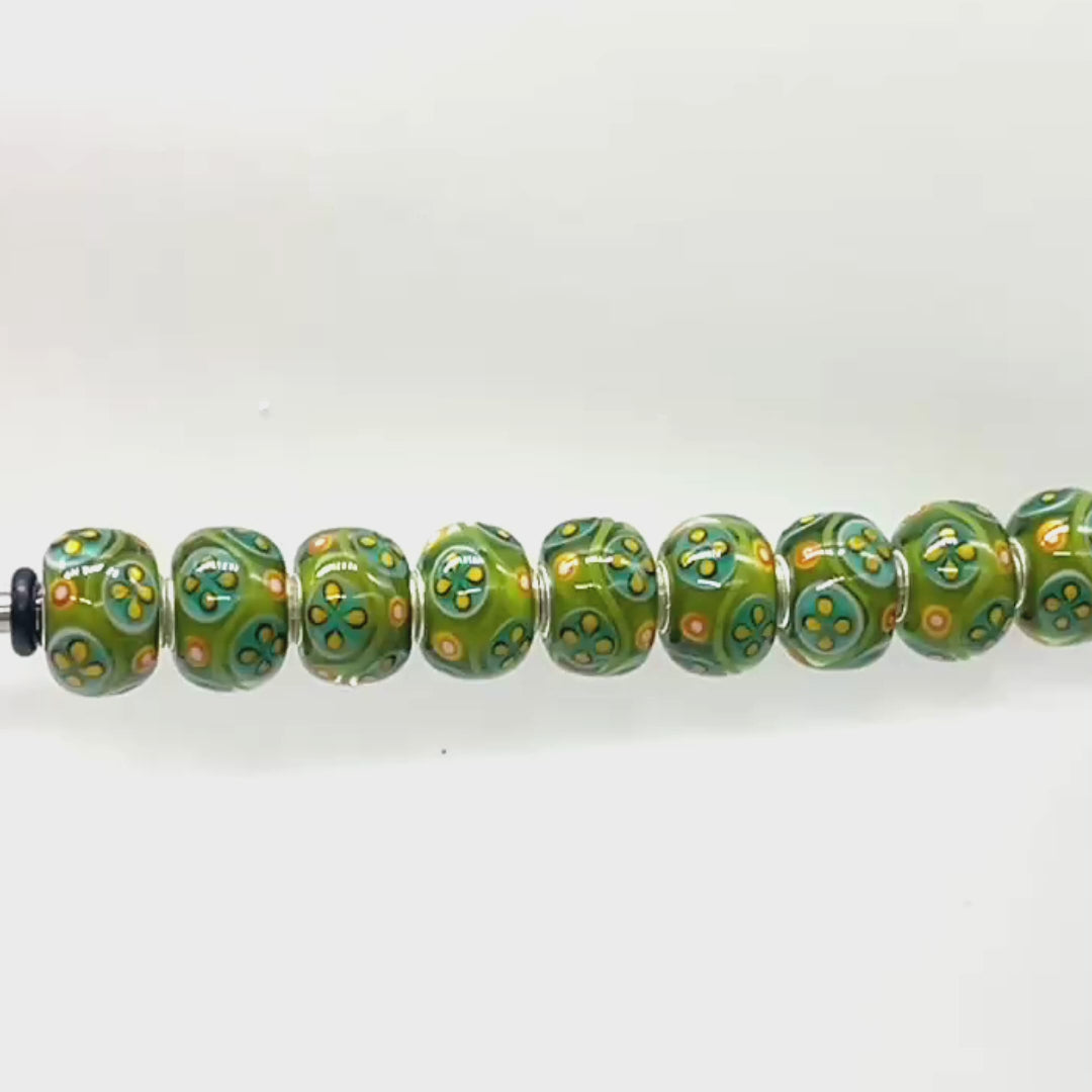 Meadow Clover Bead