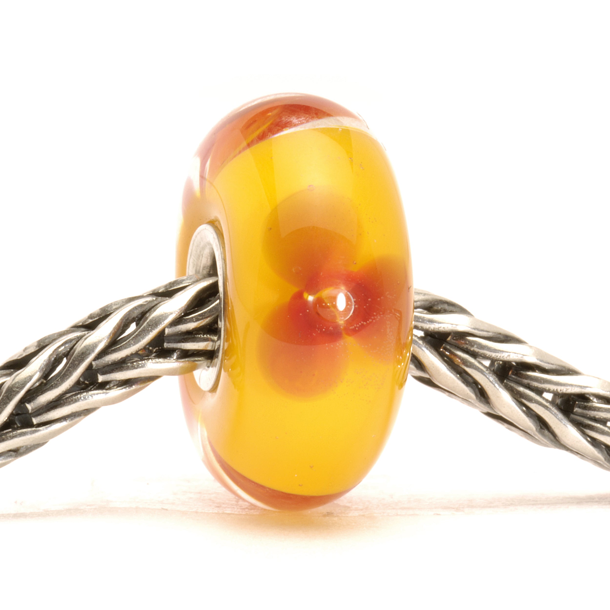 Red Flower Bead | Trollbeads UK