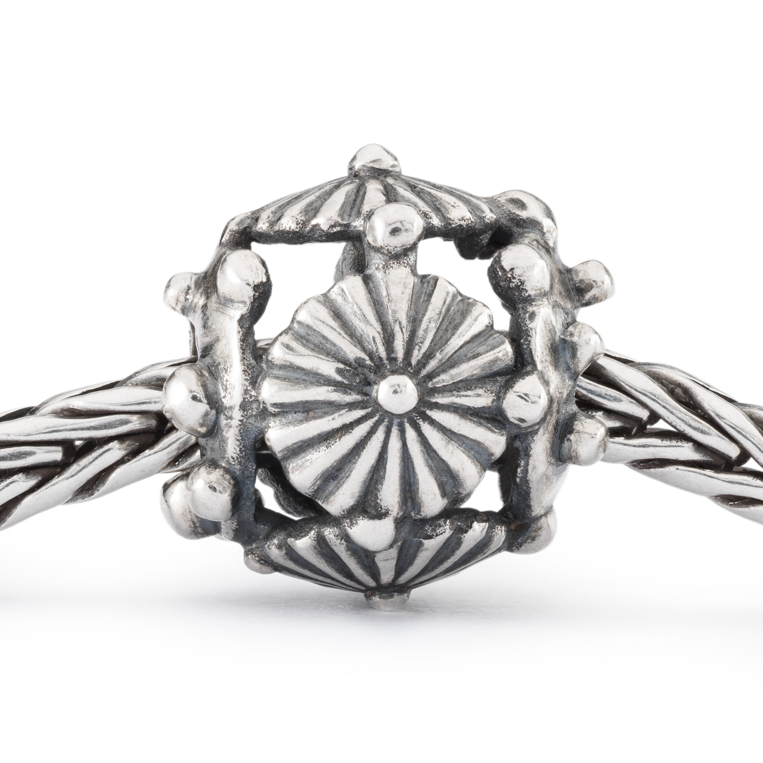 Daisy Chance Bead | Trollbeads UK